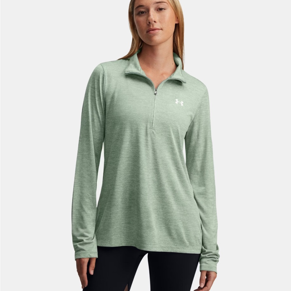 NWT Under Armour Mint Green Long Sleeve Relaxed Fit Tee